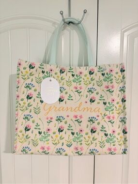 Eccolo Cream Floral 'Grandma' Shopper Tote with Mint Handles